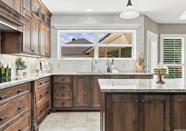 Photo 1 of Single family home for sale at 13711 Shavano Mist, San Antonio, TX 78230 | MLS# 2025881 | Listing updated on 2026-10-29