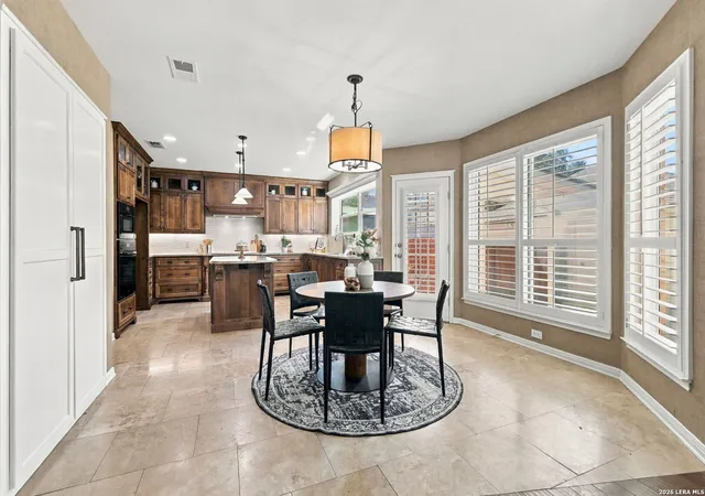 Photo 4 of Single family home for sale at 13711 Shavano Mist, San Antonio, TX 78230 | MLS# 2025881 | Listing updated on 2026-10-29