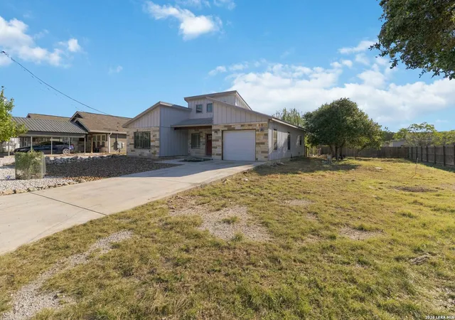 Photo 2 of Single family home for sale at 2143 Hornsby, Spring Branch, TX 78070 | MLS# 2025921 | Listing updated on 2026-10-24