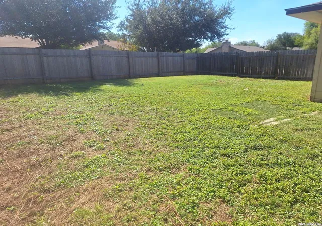 Photo 4 of Single family home for sale at 9338 Valley Rdg, San Antonio, TX 78250 | MLS# 2025923 | Listing updated on 2026-10-24