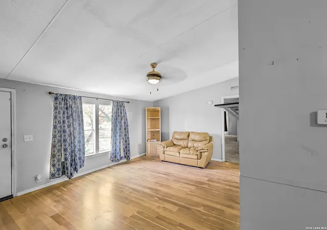 Photo 2 of Single family home for sale at 381 Bluefield, Pleasanton, TX 78064 | MLS# 2025926 | Listing updated on 2026-10-24