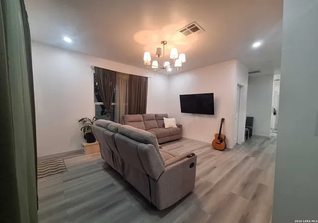 Photo 4 of Single family home for sale at 2793 Stagecoach, Spring Branch, TX 78070 | MLS# 2025961 | Listing updated on 2026-10-24