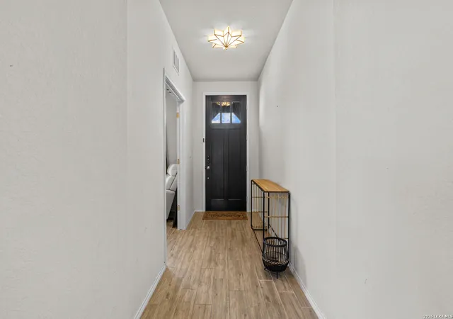 Photo 3 of Single family home for sale at 27333 Pollock Pl, San Antonio, TX 78260 | MLS# 2025965 | Listing updated on 2026-10-25