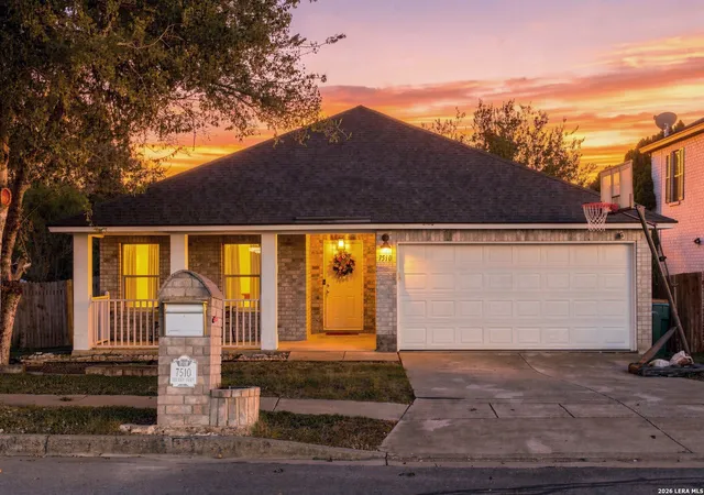 Single family home for sale at 7510 Forest Fern, Live Oak, TX 78233 | MLS# 2025968