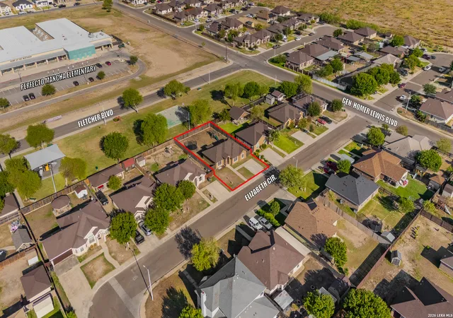 Photo 4 of Single family home for sale at 2470 Elizabeth Cir, Eagle Pass, TX 78852 | MLS# 2026000 | Listing updated on 2026-10-27