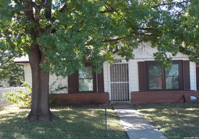 Photo 1 of Single family home for sale at 526 W Academy St, San Antonio, TX 78226 | MLS# 2026011 | Listing updated on 2026-10-25