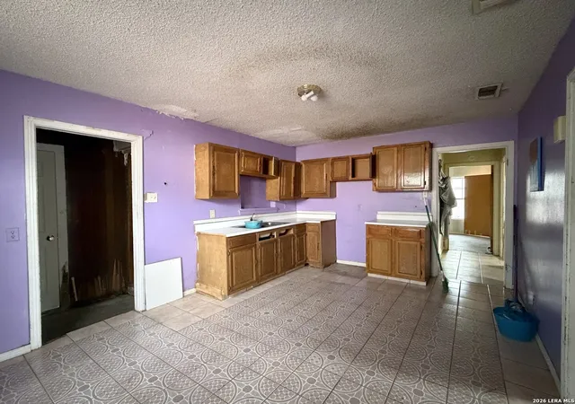 Photo 4 of Single family home for sale at 2023 Bronte St, San Antonio, TX 78207 | MLS# 2026034 | Listing updated on 2026-10-26