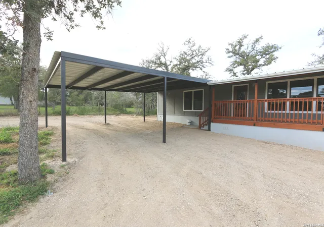 Photo 1 of Single family home for sale at 146 Hickory Run, La Vernia, TX 78121 | MLS# 2026055 | Listing updated on 2026-10-25
