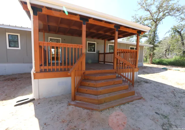 Photo 3 of Single family home for sale at 146 Hickory Run, La Vernia, TX 78121 | MLS# 2026055 | Listing updated on 2026-10-25