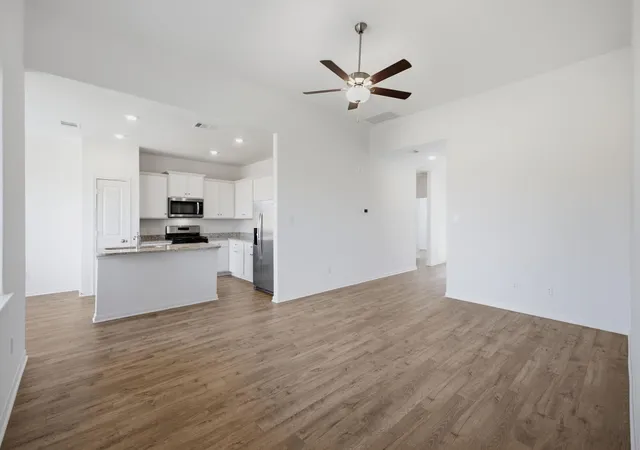 Photo 4 of Single family home for sale at 1627 Branley Trl, Rosenberg, TX 77471 | MLS# 57476000 | Listing updated on 2026-09-10