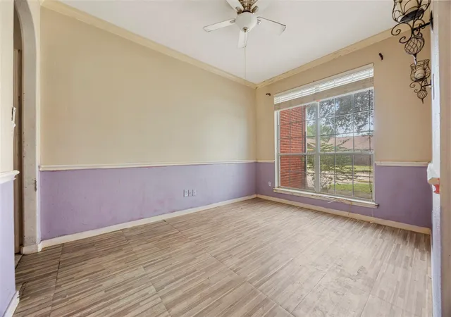 Photo 3 of Single family home for sale at 122 Mossey Oak Dr, Baytown, TX 77520 | MLS# 18787472 | Listing updated on 2026-09-11
