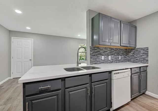 Photo 1 of Single family home for sale at 701 Oriole Ln, Pasadena, TX 77502 | MLS# 20079510 | Listing updated on 2026-09-24