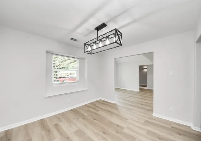 Photo 4 of Single family home for sale at 6015 Mcknight St, Houston, TX 77035 | MLS# 48537695 | Listing updated on 2026-09-11