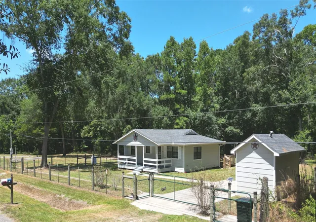 Photo 1 of Sale Pending at 130 Spaulding Rd, New Caney, TX 77357 | MLS# 76092836 | Listing updated on 2026-10-07