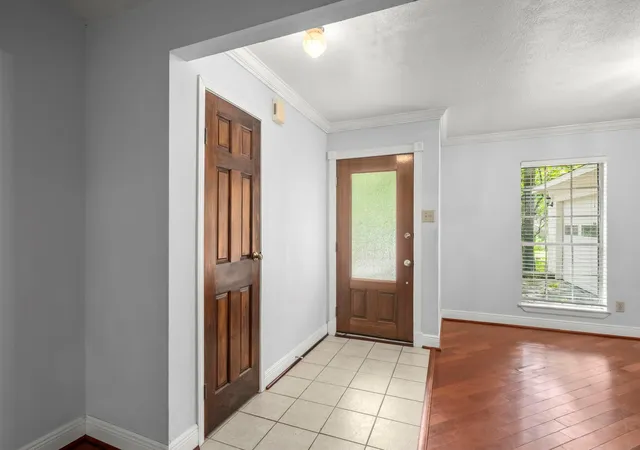 Photo 3 of Sale Pending at 80 W Timberspire Ct, Spring, TX 77380 | MLS# 43842900 | Listing updated on 2026-10-08