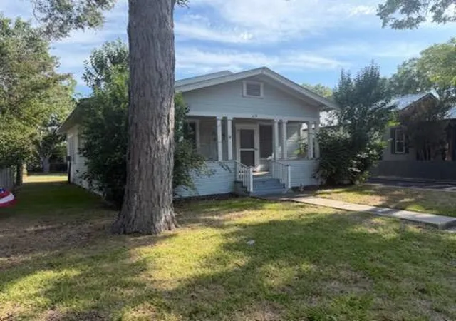 Photo 1 of Single family home for sale at 619 Bismark St, Seguin, TX 78155 | MLS# 66154510 | Listing updated on 2026-09-19