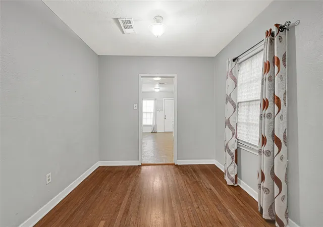 Photo 4 of Single family home for sale at 105 Highway Blvd, Baytown, TX 77520 | MLS# 9479683 | Listing updated on 2026-09-12