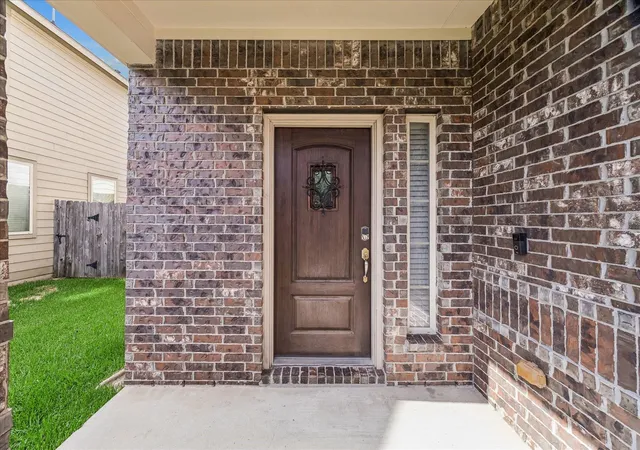 Photo 3 of Single family home for sale at 9031 Sweet Blue Jasmine Ln, Humble, TX 77338 | MLS# 3474523 | Listing updated on 2026-09-11