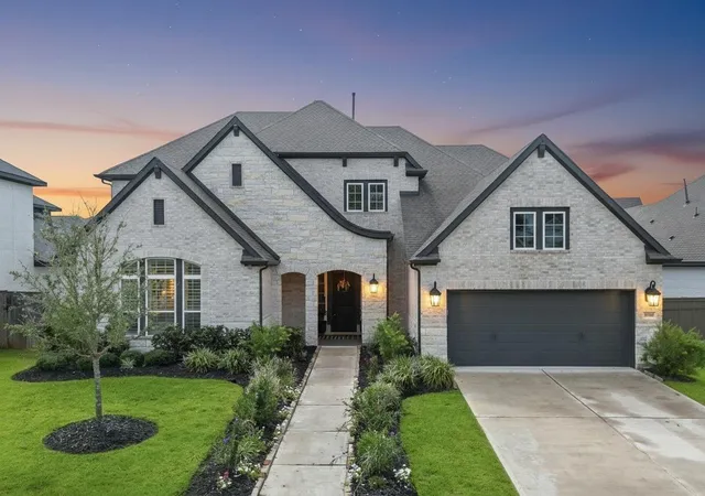 Photo 1 of Single family home for sale at 1806 Sienna Grv Dr, Missouri City, TX 77459 | MLS# 22561145 | Listing updated on 2026-09-16