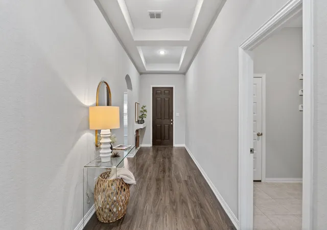 Photo 3 of Single family home for sale at 27926 Dana Crk Dr, Boerne, TX 78015 | MLS# 54123445 | Listing updated on 2026-09-22