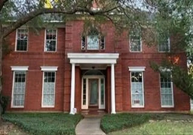 Photo 1 of Single family home for sale at 115 Eagle Lakes Dr, Friendswood, TX 77546 | MLS# 53624548 | Listing updated on 2026-09-08