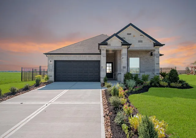 Photo 1 of Single family home for sale at 1984 Glacier Gorge Trl, Dayton, TX 77535 | MLS# 44579716 | Listing updated on 2026-09-01
