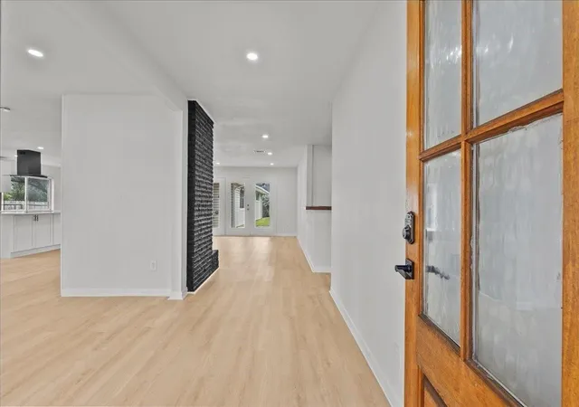 Photo 2 of Single family home for sale at 5762 Birdwood Rd, Houston, TX 77096 | MLS# 86956742 | Listing updated on 2026-09-13
