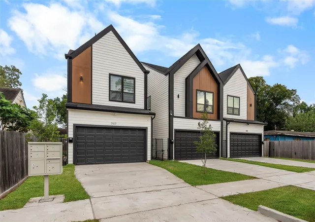 Photo 2 of Single family home for sale at 7117 Goforth St, Houston, TX 77021 | MLS# 11073938 | Listing updated on 2026-10-07