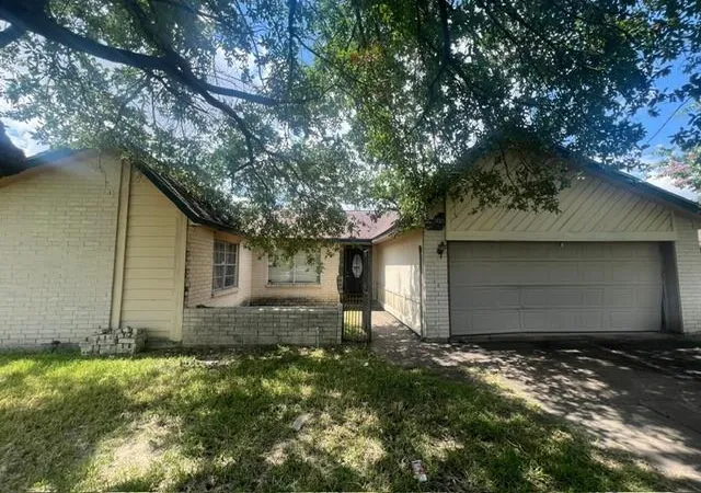 Photo 1 of Sale Pending at 14826 Easingwold Dr, Houston, TX 77015 | MLS# 47718269 | Listing updated on 2026-09-16