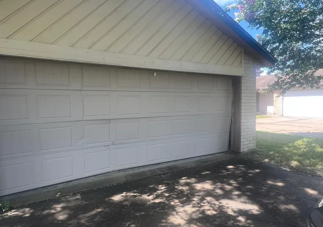Photo 3 of Sale Pending at 14826 Easingwold Dr, Houston, TX 77015 | MLS# 47718269 | Listing updated on 2026-09-16