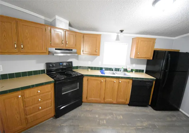 Photo 1 of Single family home for sale at 2 Lake View Ln, Huntsville, TX 77340 | MLS# 89076198 | Listing updated on 2026-09-10