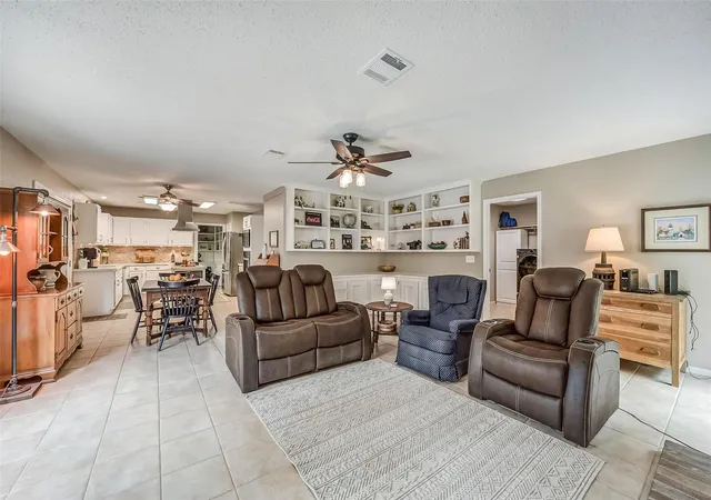 Photo 3 of Single family home for sale at 7511 Blue Bonnet Run Ct, Houston, TX 77095 | MLS# 58547448 | Listing updated on 2026-09-17