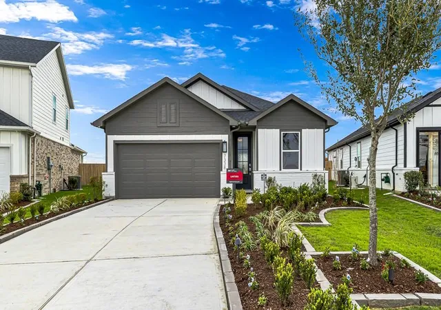 Photo 3 of Single family home for sale at 7338 Grand Mason Dr, Cypress, TX 77433 | MLS# 92975884 | Listing updated on 2026-09-18