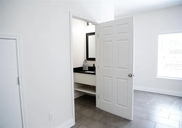 Photo 4 of Single family home for sale at 8309 John St, Houston, TX 77012 | MLS# 45833096 | Listing updated on 2026-09-03