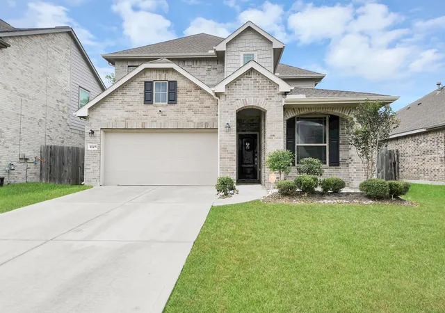 Photo 2 of Single family home for sale at 16105 Dockside St, Crosby, TX 77532 | MLS# 46461367 | Listing updated on 2026-09-12