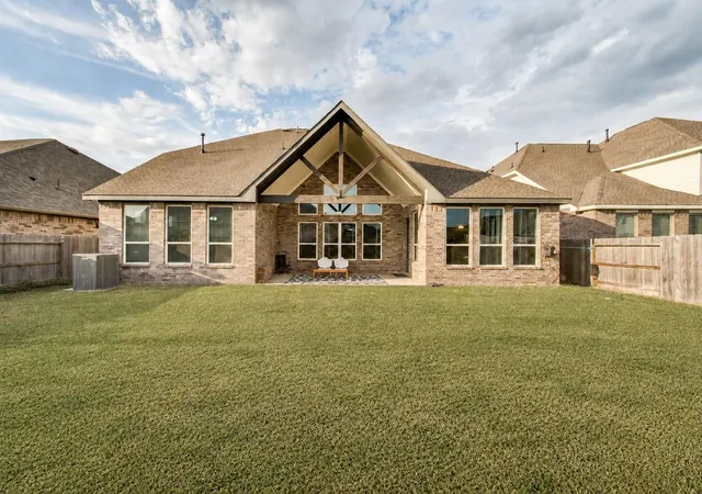 Photo 2 of Single family home for sale at 2356 Seaglass, Katy, TX 77493 | MLS# 15029389 | Listing updated on 2026-10-07