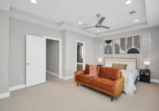 Photo 2 of Townhouse for sale at 3812 Leeland St, Houston, TX 77003 | MLS# 96521707 | Listing updated on 2026-09-23