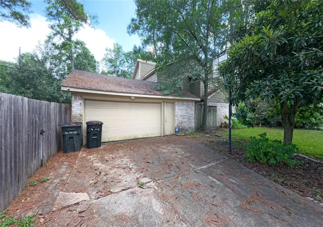 Photo 3 of Single family home for sale at 17826 Mahogany Forest Dr, Spring, TX 77379 | MLS# 27035729 | Listing updated on 2026-09-14