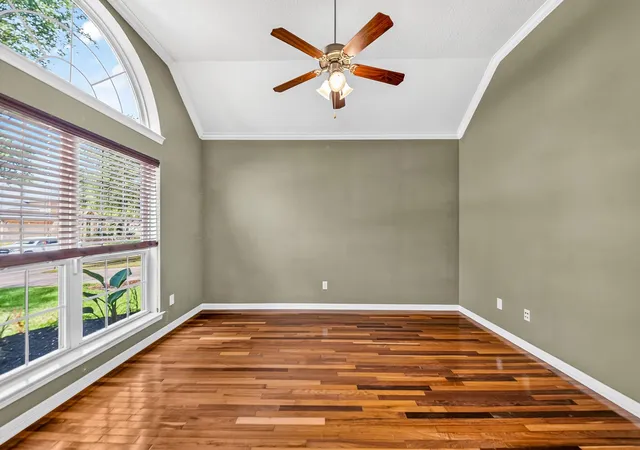 Photo 3 of Single family home for sale at 2705 Rocky Springs Dr, Pearland, TX 77584 | MLS# 84710508 | Listing updated on 2026-10-07