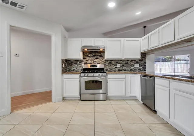 Photo 3 of Single family home for sale at 3206 Lindenfield Dr, Katy, TX 77449 | MLS# 6112677 | Listing updated on 2026-09-15