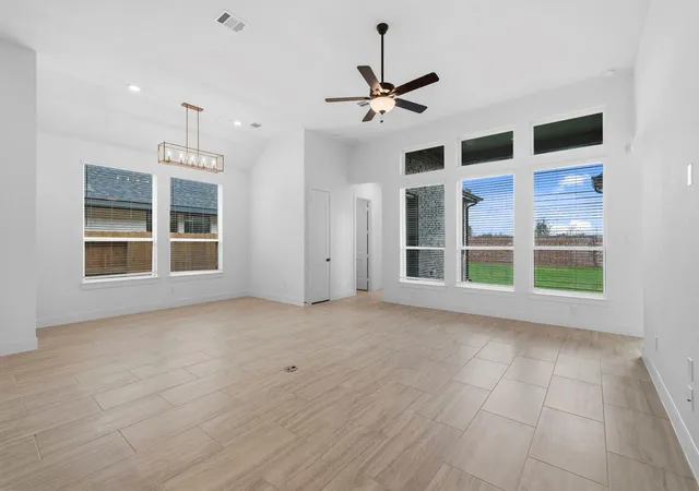Photo 4 of Sale Pending at 203 Garden Rose Trl, Willis, TX 77318 | MLS# 6736916 | Listing updated on 2026-09-15