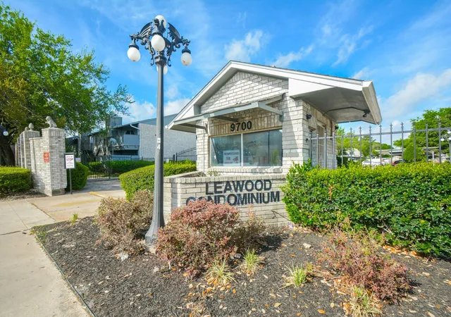 Photo 1 of Condo for sale at 9700 Leawood Blvd #1601, Houston, TX 77099 | MLS# 95387044 | Listing updated on 2026-09-04