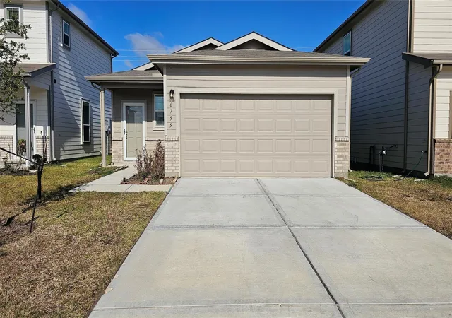 Photo 1 of Sale Pending at 6755 Forbes Run Dr, Houston, TX 77075 | MLS# 19545849 | Listing updated on 2026-10-02