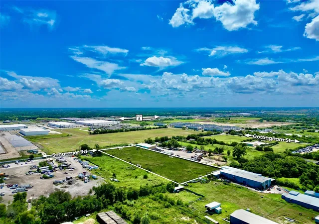 Photo 2 of Land for sale at 5015 Schurmier Rd, Houston, TX 77048 | MLS# 67954454 | Listing updated on 2026-09-01