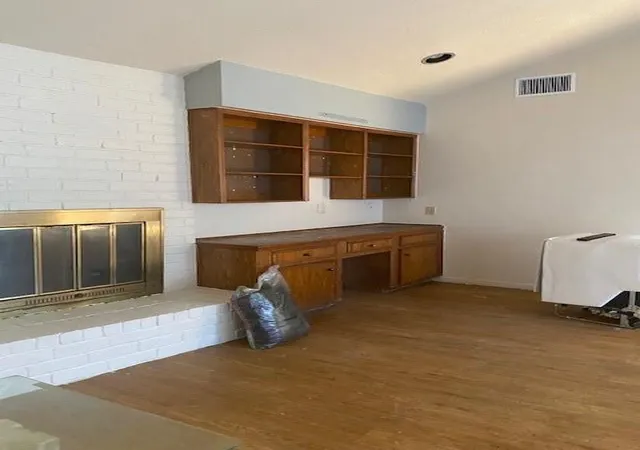 Photo 2 of Single family home for sale at 11830 Lima Dr, Houston, TX 77099 | MLS# 52664810 | Listing updated on 2026-09-21