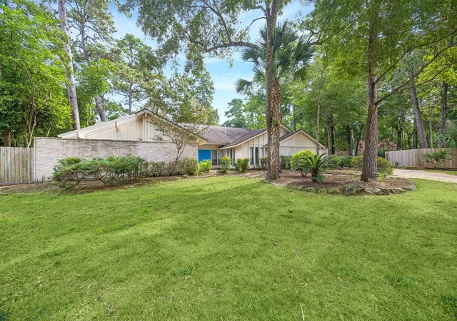 Photo 1 of Single family home for sale at 2310 Ml Lake Dr, Kingwood, TX 77339 | MLS# 79403742 | Listing updated on 2026-10-05