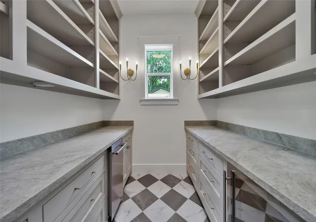 Photo 4 of Single family home for sale at 1191 Chamboard Ln, Houston, TX 77018 | MLS# 85050635 | Listing updated on 2026-09-20