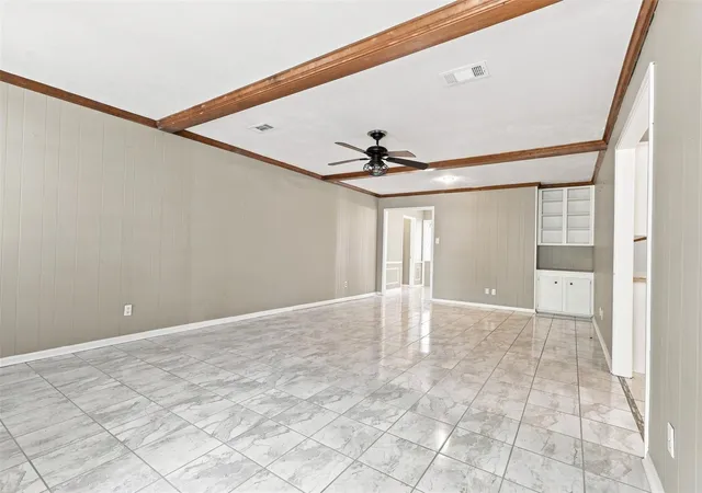 Photo 3 of Sale Pending at 7714 Kleingreen Ln, Spring, TX 77379 | MLS# 35309722 | Listing updated on 2026-09-11