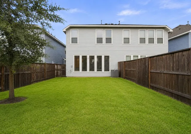 Photo 2 of Townhouse for sale at 4215 Champlain Way, Rosharon, TX 77583 | MLS# 32829318 | Listing updated on 2026-09-02
