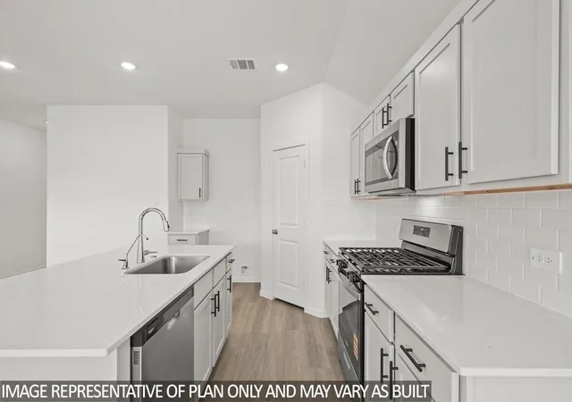 Photo 3 of Single family home for sale at 108 Rustic Crk Ct, Dayton, TX 77535 | MLS# 36921502 | Listing updated on 2026-10-09
